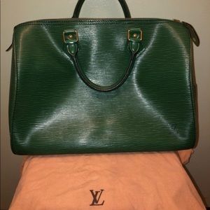 Auth Preloved Louis Vuitton Green Epi Speedy 30